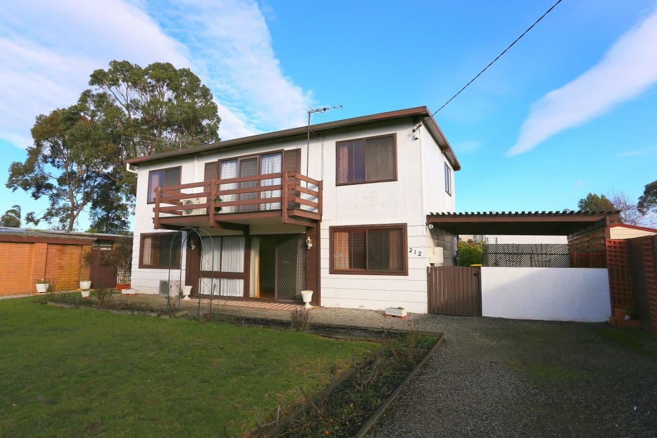 212 Thompson Avenue, Cowes VIC 3922, Cowes - Image 1
