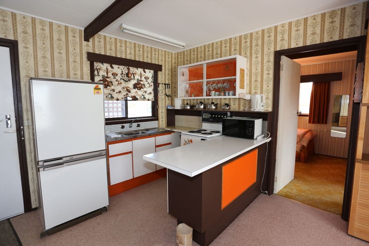 212 Thompson Avenue, Cowes VIC 3922, Cowes - Thumbnail 3