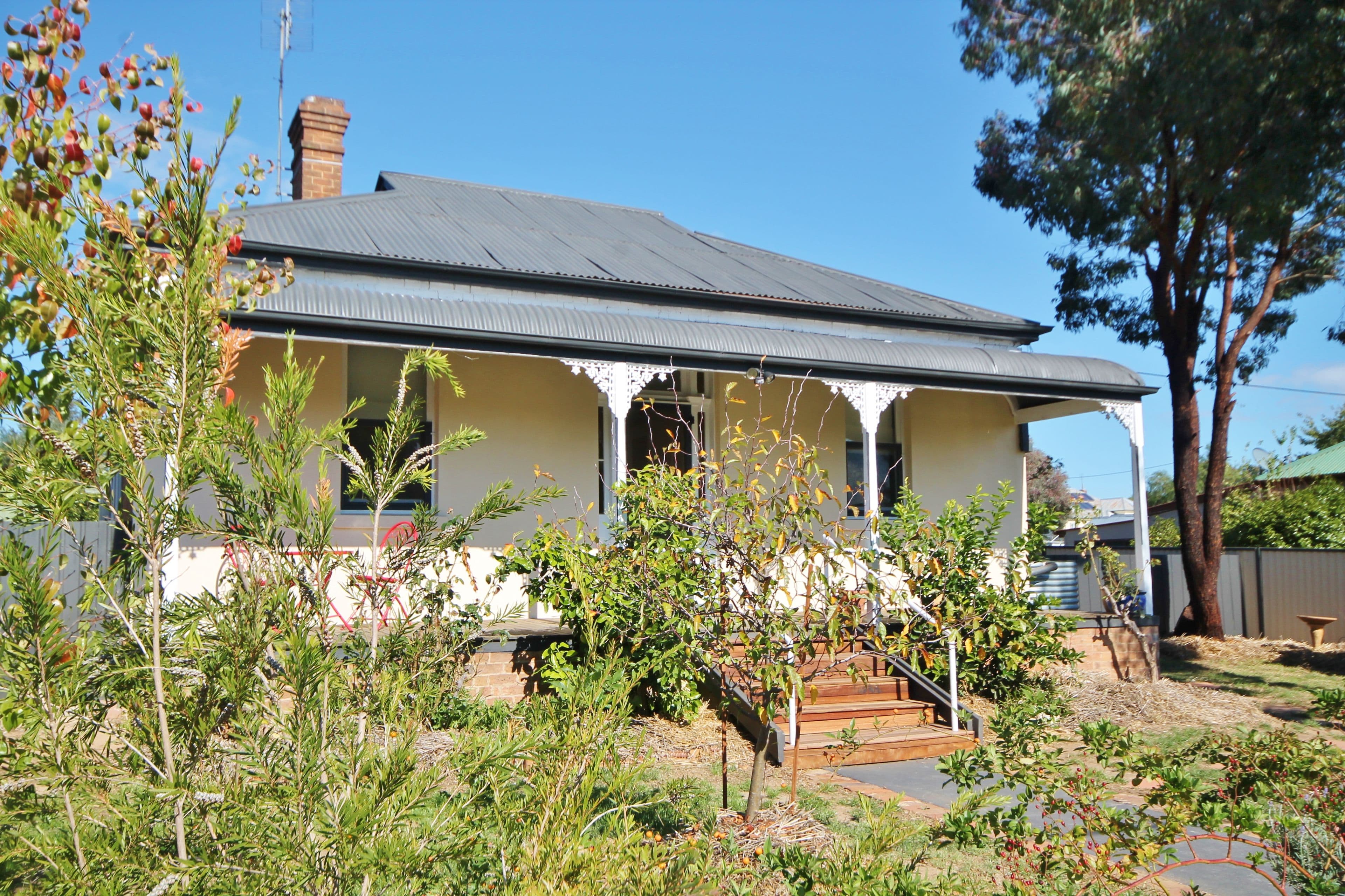 18 Binalong Street, Harden - Thumbnail 2