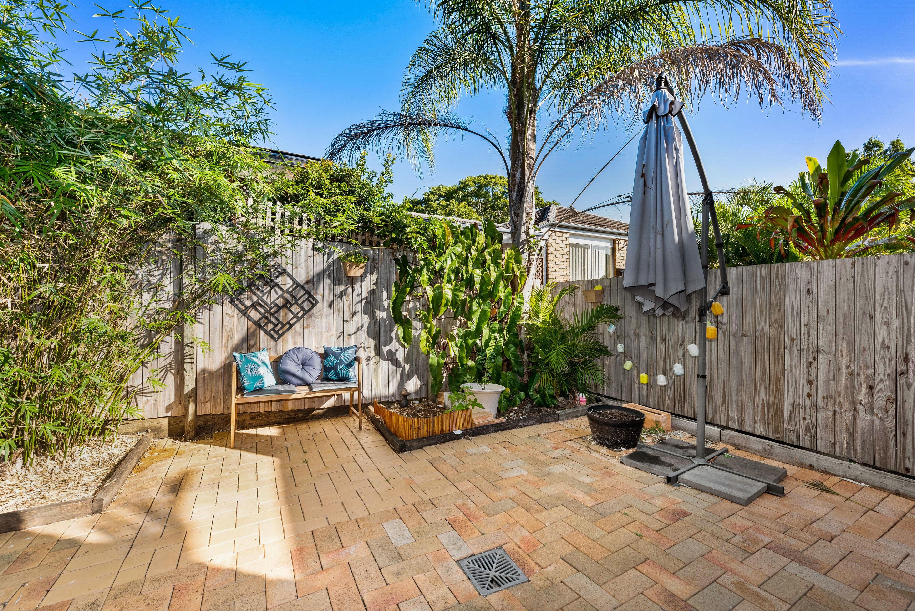 27 Daniells Street, Carina QLD 4152, Carina - Thumbnail 4