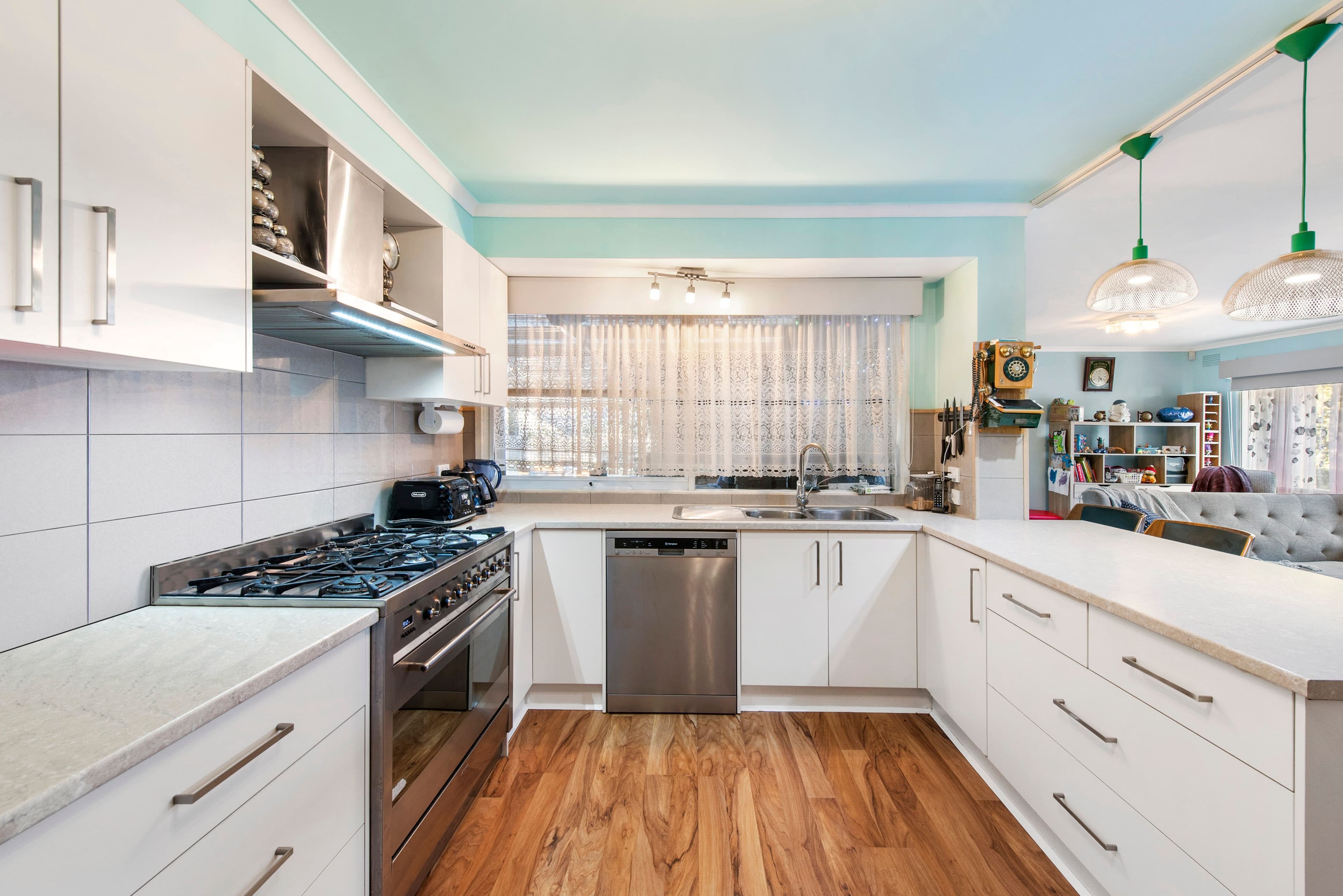 32 Carrington Street, Sydenham VIC 3037, Sydenham - Thumbnail 3