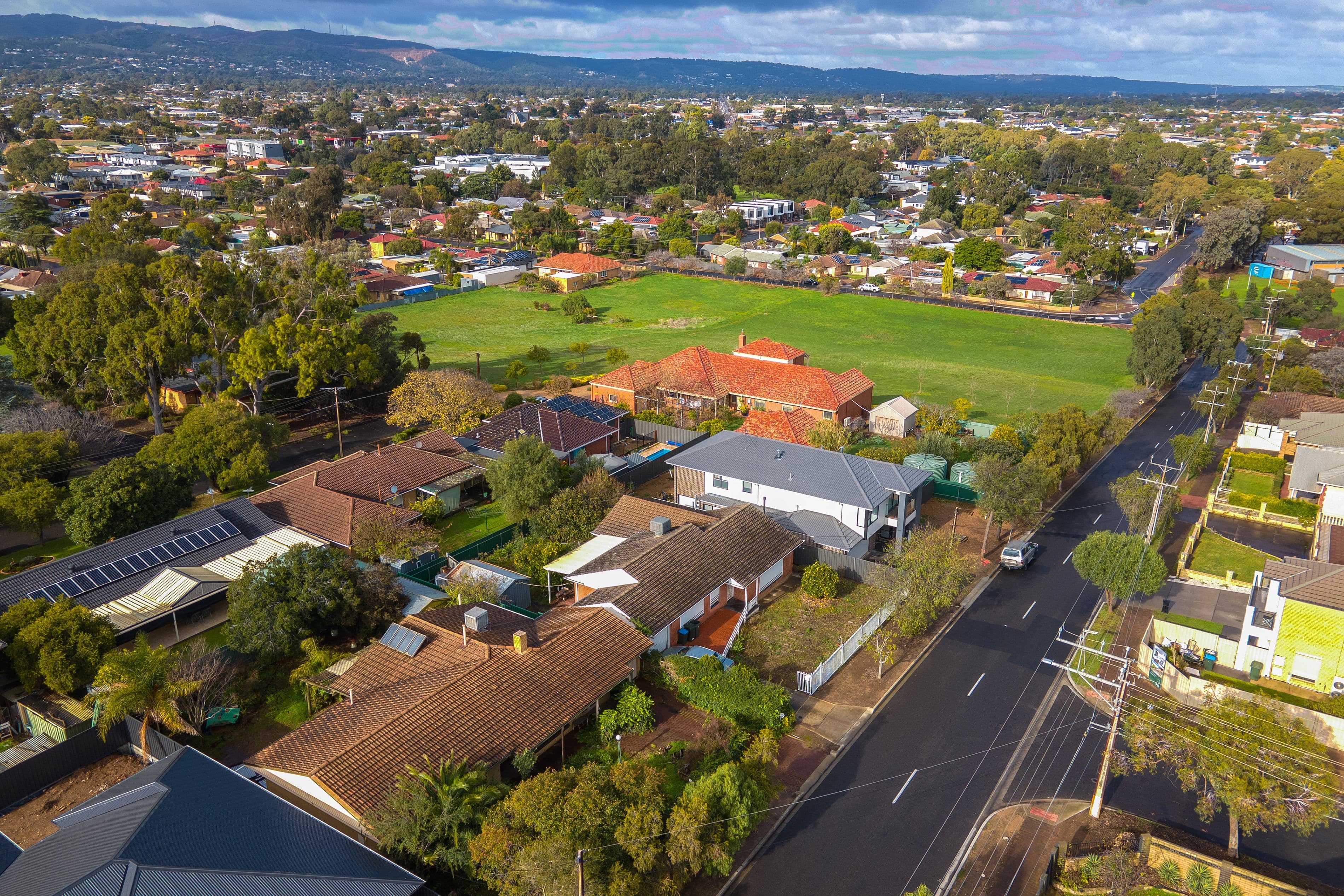 17 Mcshane Street, Campbelltown SA 5074, Campbelltown - Thumbnail 4