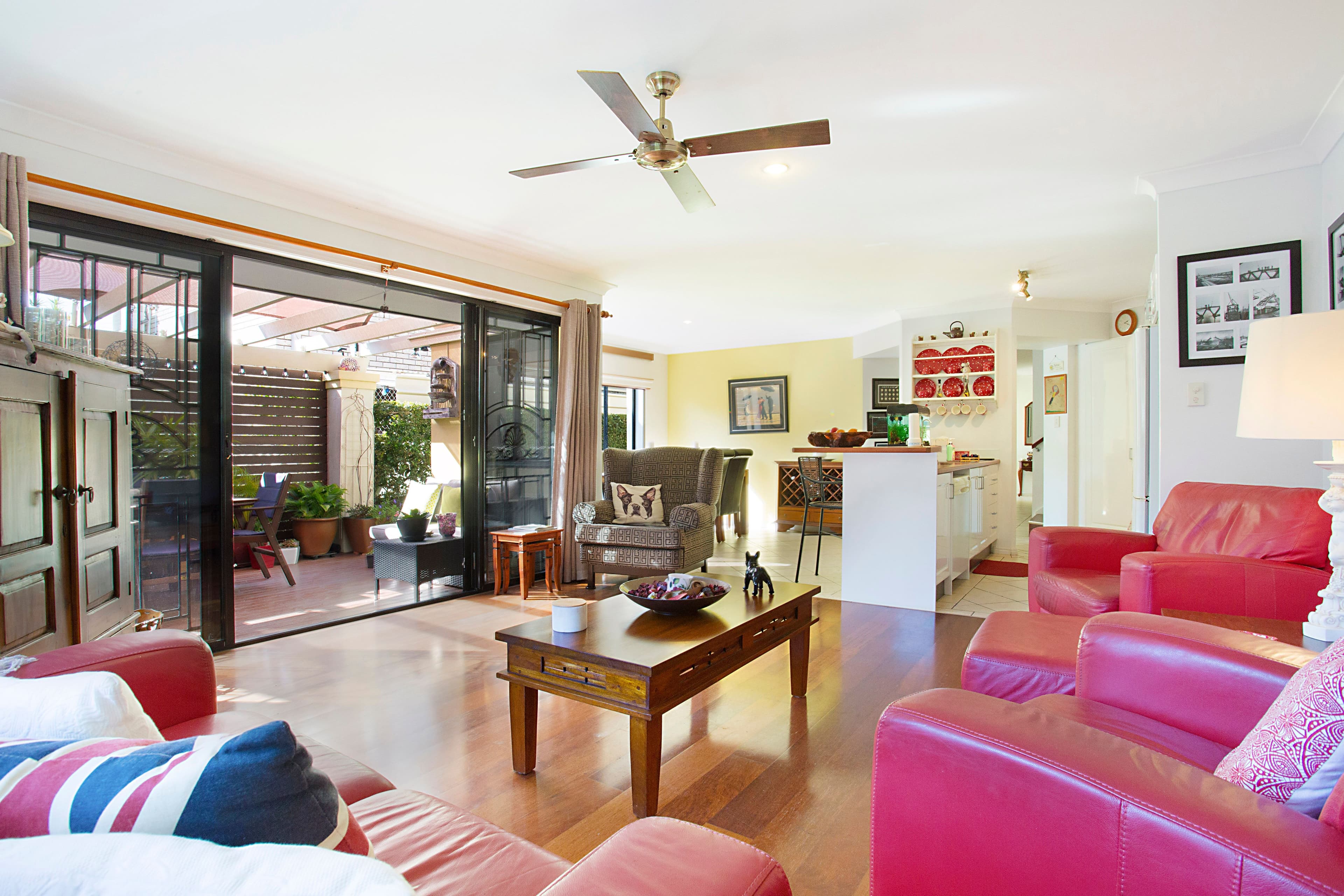 16 Evandale Crescent, Miami QLD 4220, Miami - Thumbnail 3