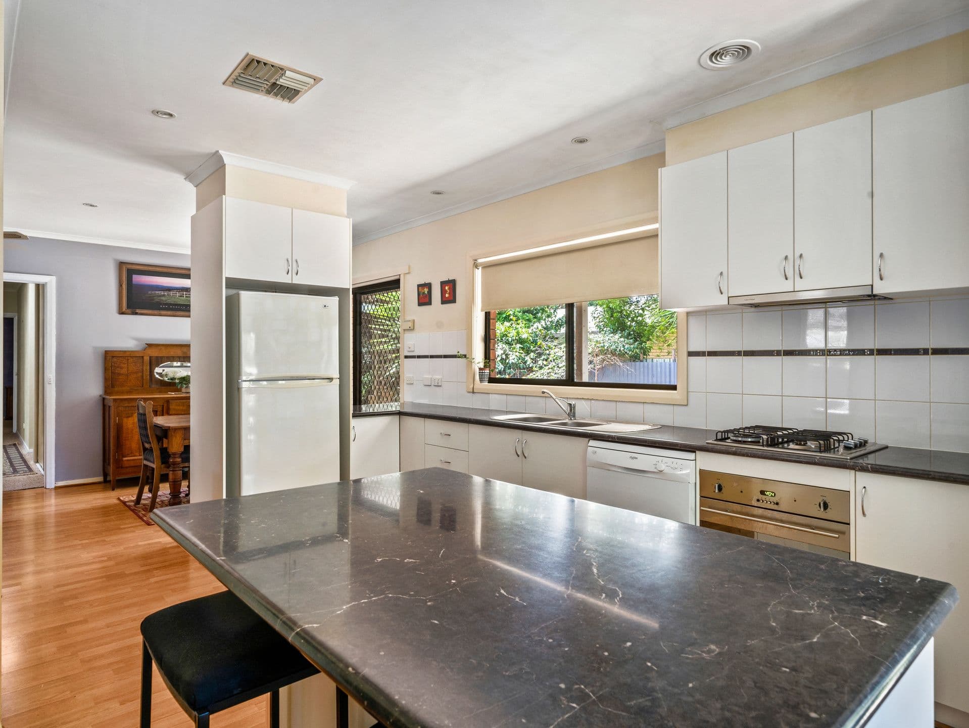 130 Waller Street, Benalla VIC 3672, Benalla - Thumbnail 5