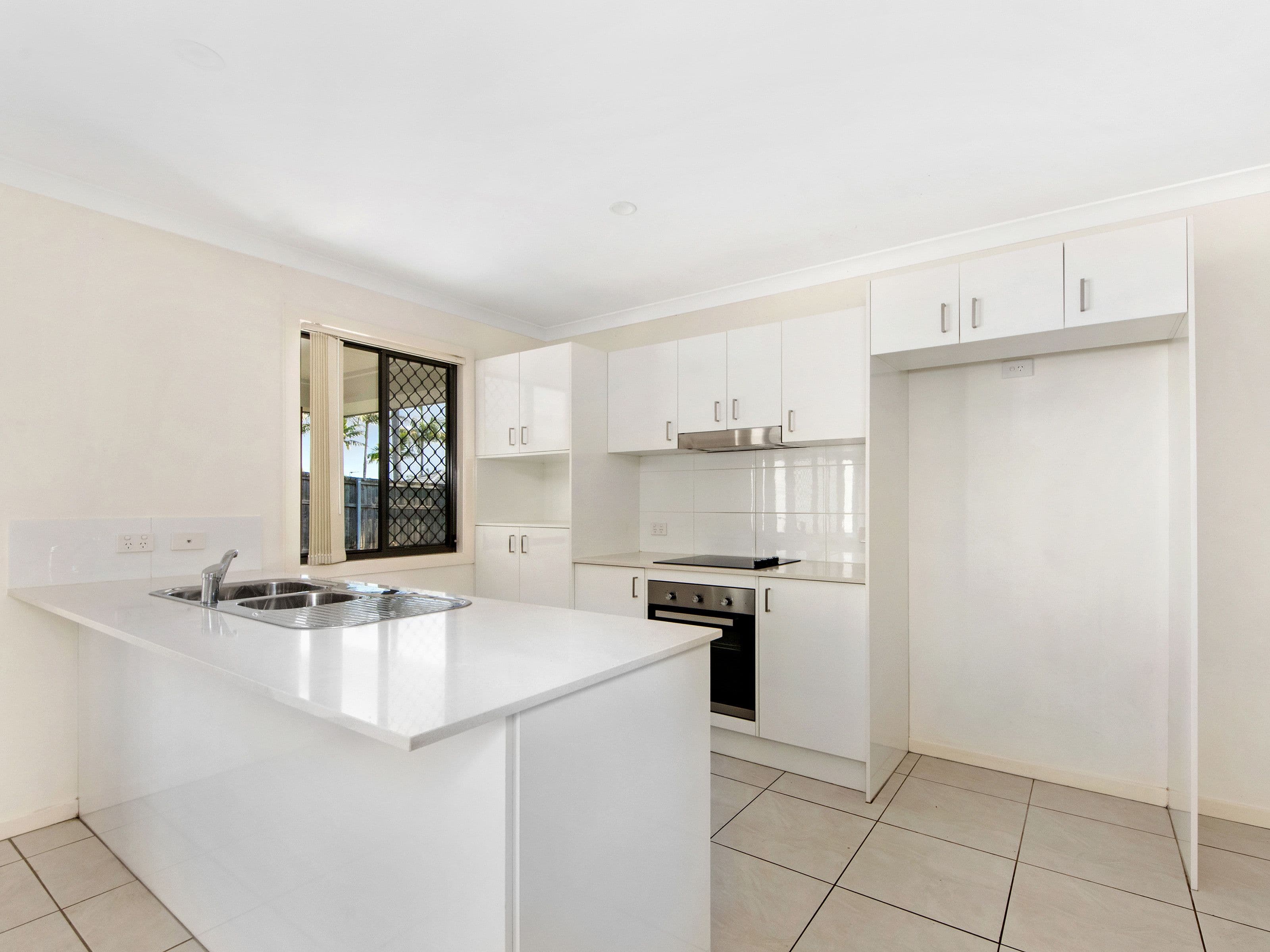 43 Mildura Drive, Helensvale QLD 4212, Helensvale - Thumbnail 6