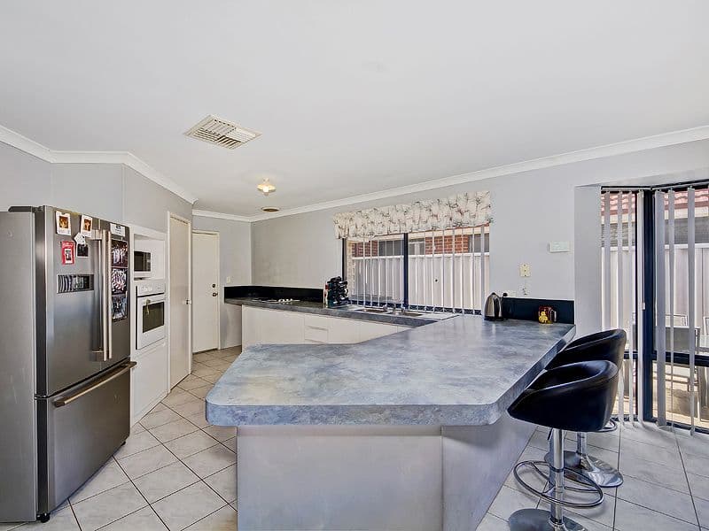 165 Fisher Street, ROCKINGHAM WA 6168, Rockingham - Thumbnail 3