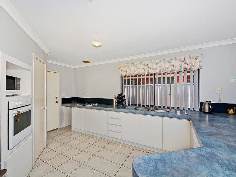 165 Fisher Street, ROCKINGHAM WA 6168, Rockingham - Thumbnail 4