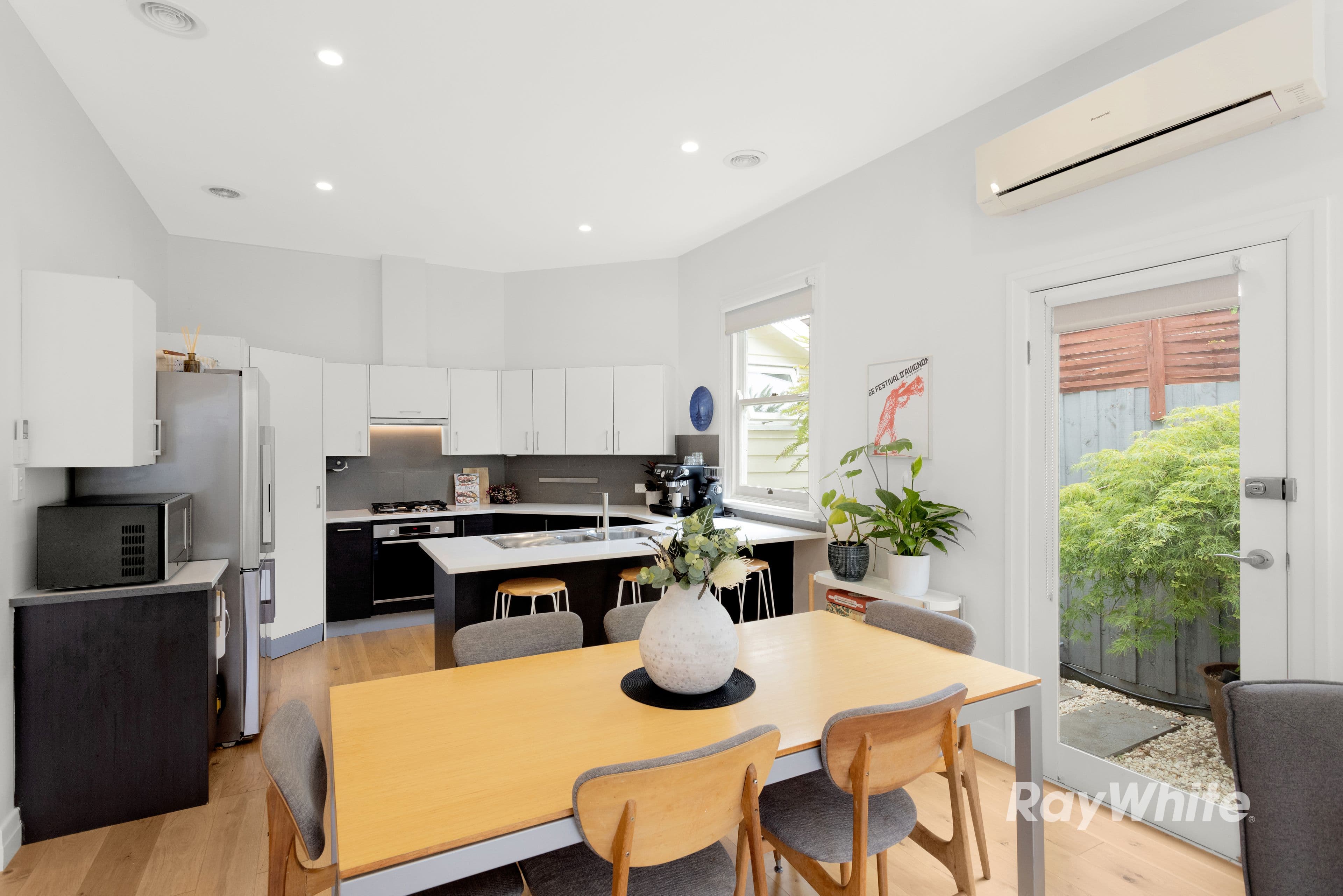 26 Willesden Road, Hughesdale VIC 3166, Hughesdale - Thumbnail 4