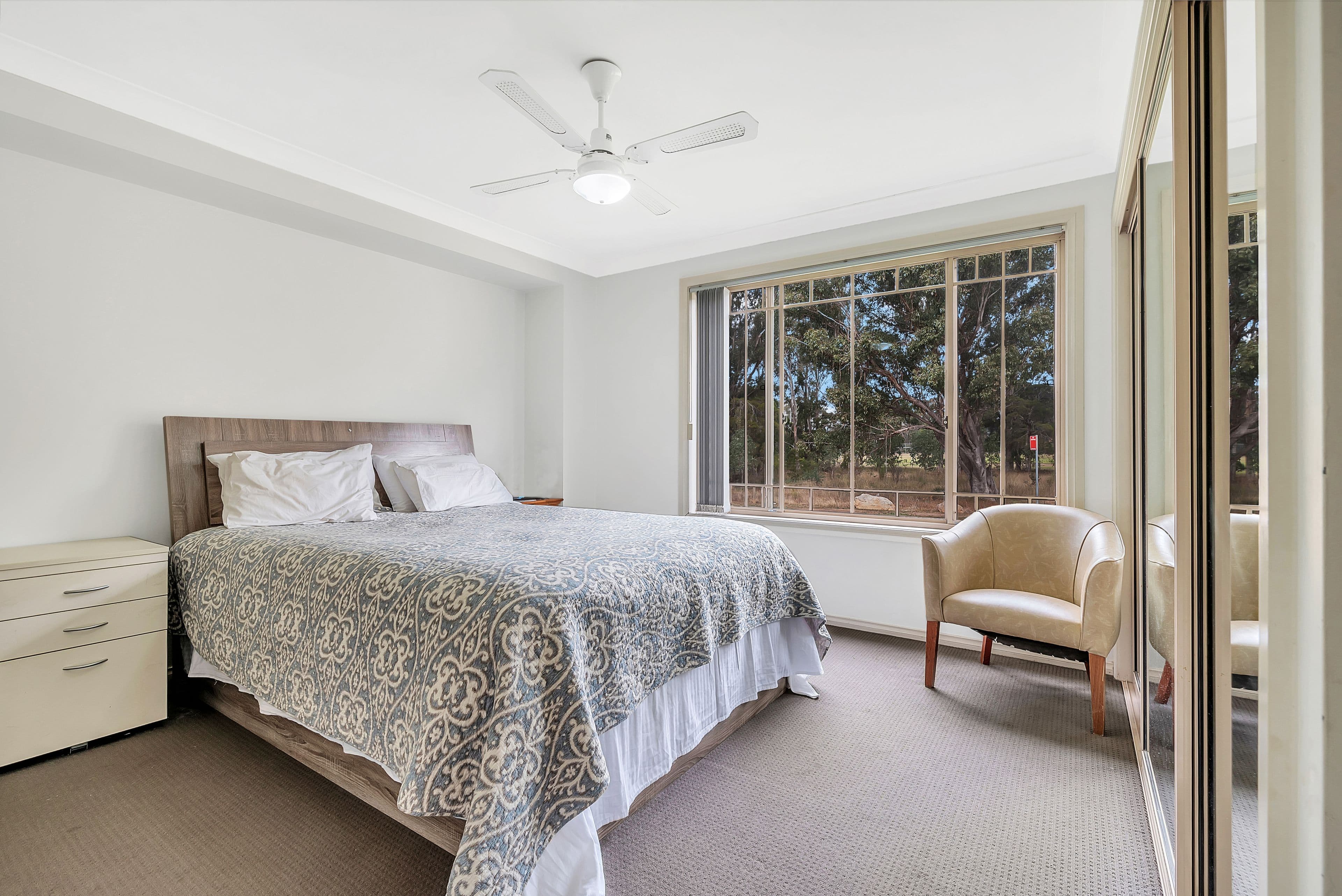 23 Topnot Avenue, Hinchinbrook - Thumbnail 4