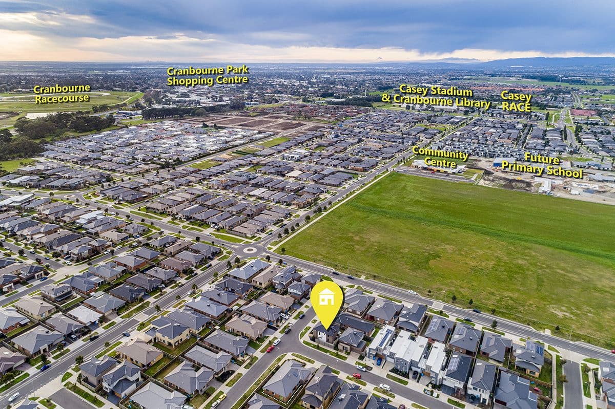 1 Symons Street, Cranbourne East VIC 3977, Cranbourne East - Thumbnail 3