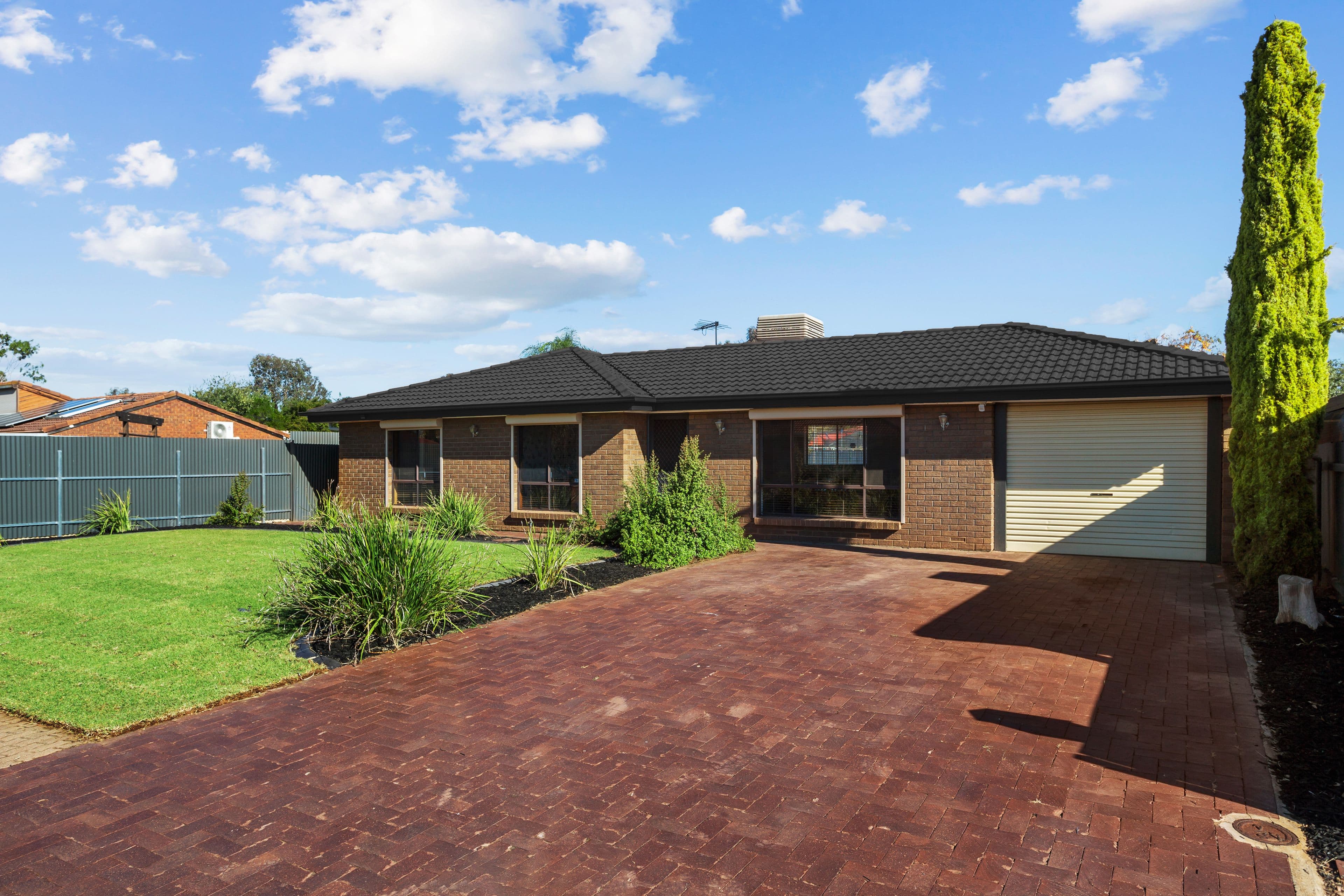 4 Commodore Parade, Andrews Farm SA 5114, Andrews Farm - Thumbnail 4