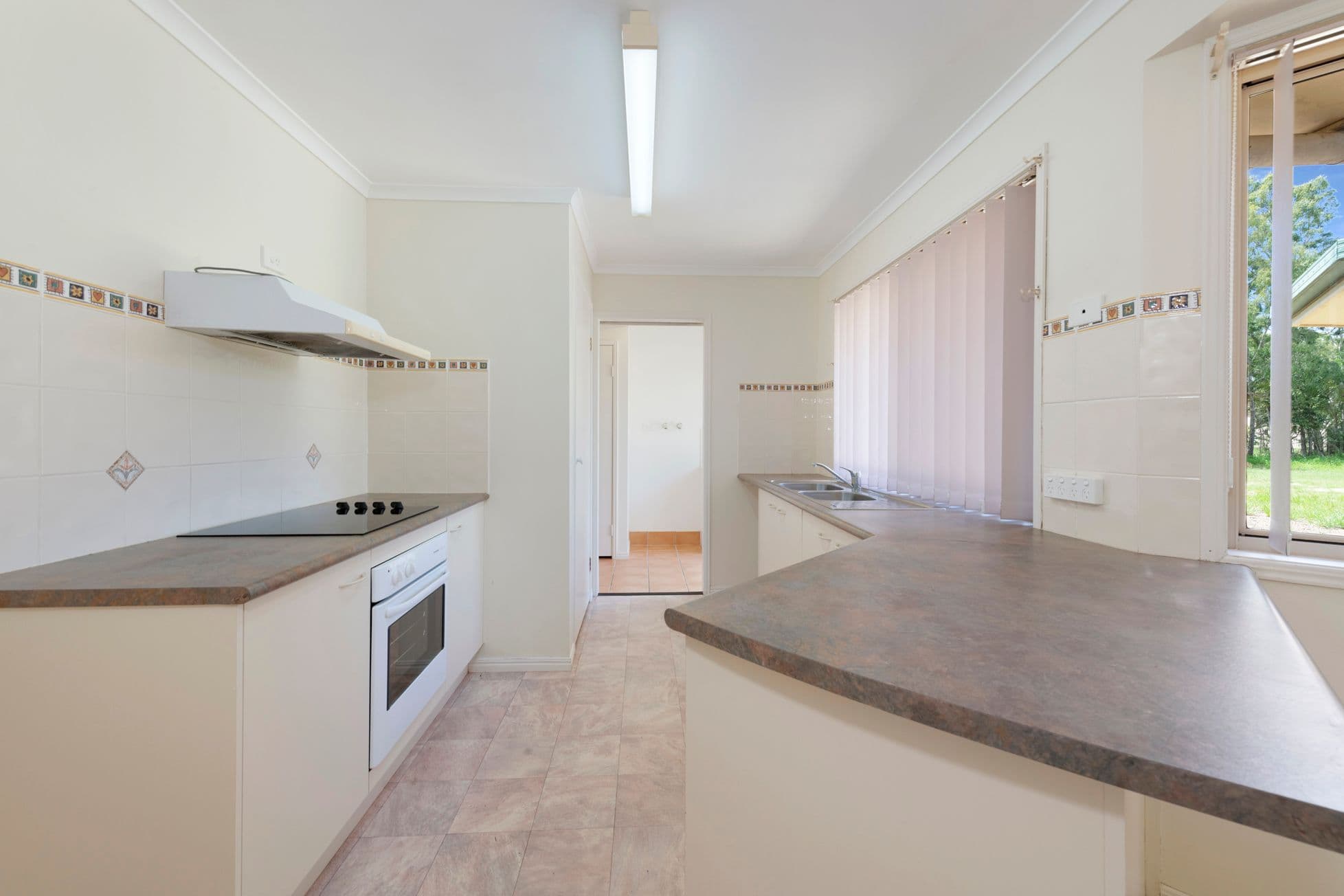 298 Sylvan Drive, Moore Park Beach QLD 4670, Moore Park Beach - Thumbnail 7
