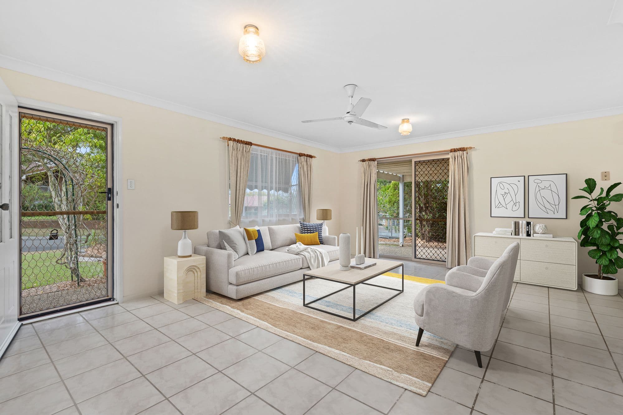 4 Boorala Crescent, Eight Mile Plains QLD 4113, Eight Mile Plains - Thumbnail 2