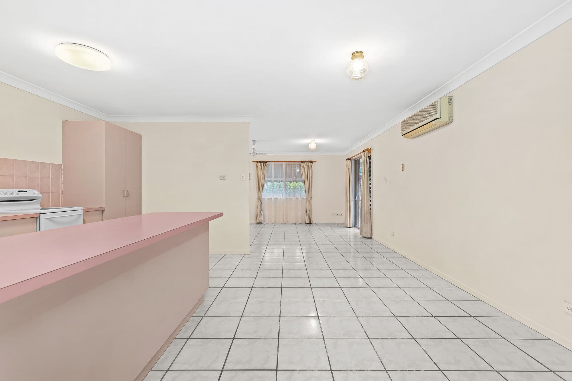 4 Boorala Crescent, Eight Mile Plains QLD 4113, Eight Mile Plains - Thumbnail 3