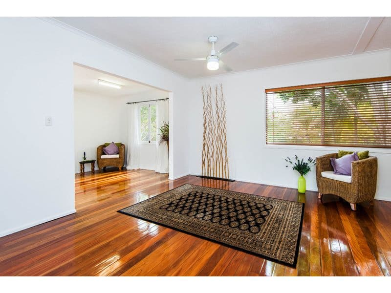 137 Wagensveldt Street, SLACKS CREEK QLD 4127, Slacks Creek - Thumbnail 2