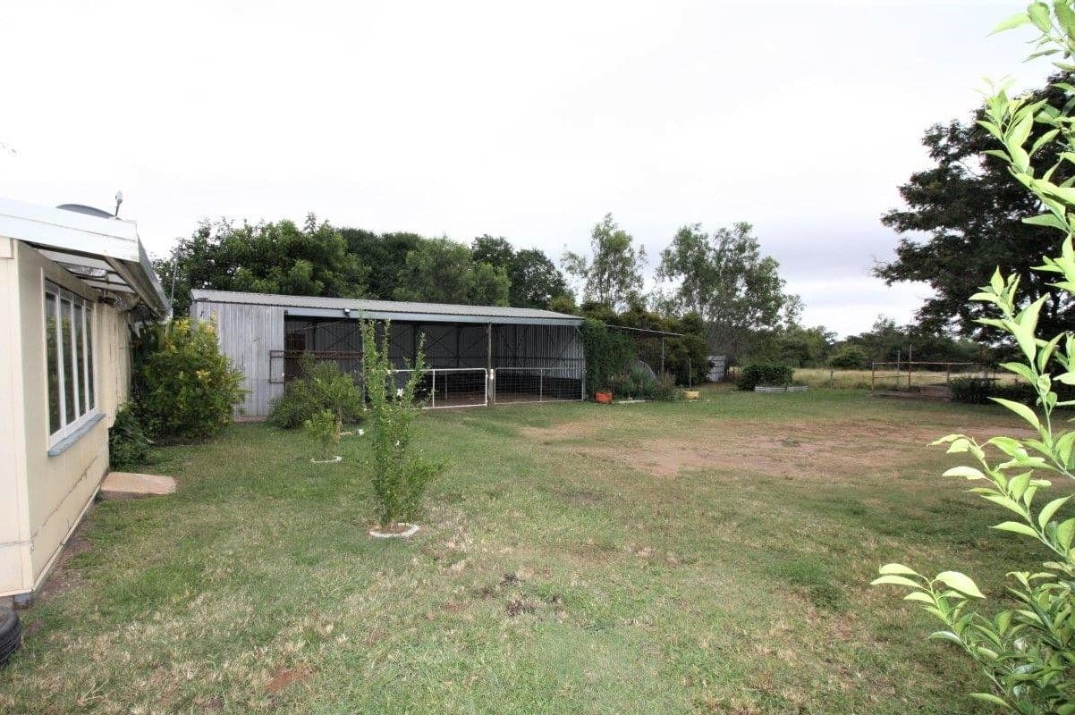 7 Arthur Jones Avenue, Queenton QLD 4820, Queenton - Thumbnail 3