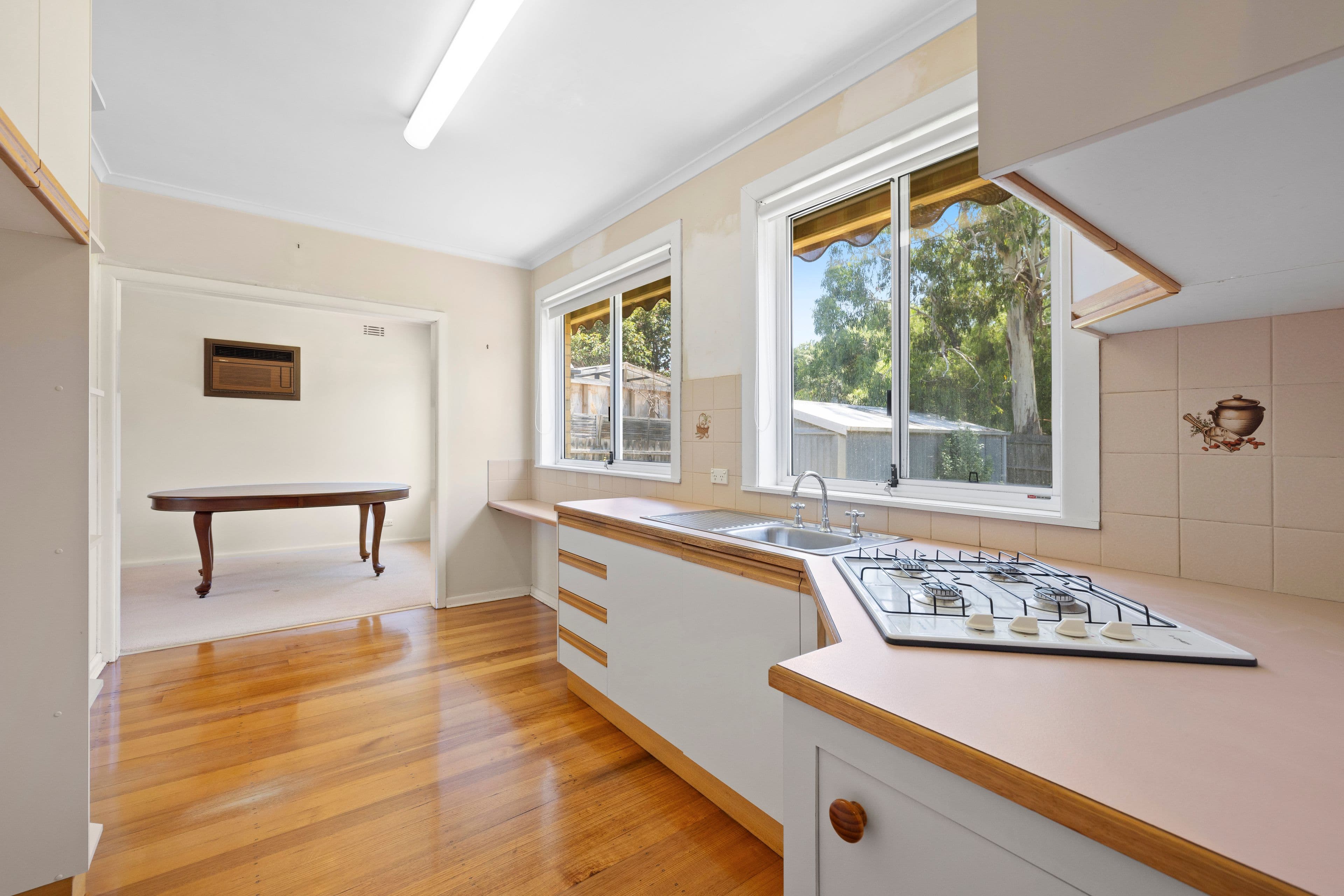 17 Jennifer Street, Cheltenham VIC 3192, Cheltenham - Thumbnail 4