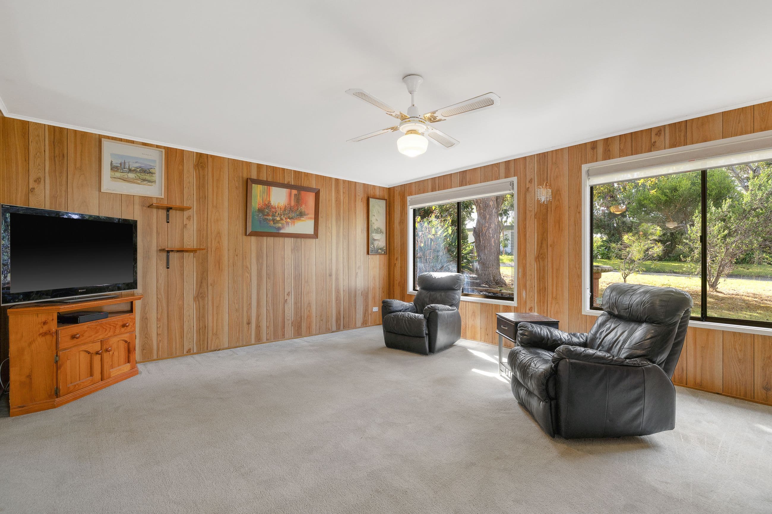 14 Rogan Close, Cowes VIC 3922, Cowes - Thumbnail 2