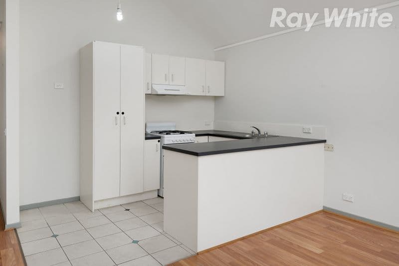 22 Benjamin Close, Bundoora VIC 3083, Bundoora - Thumbnail 2