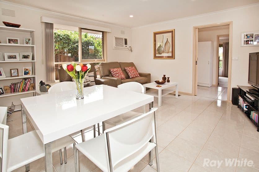 11 Cavill Court, Vermont South VIC 3133, Vermont South - Thumbnail 4