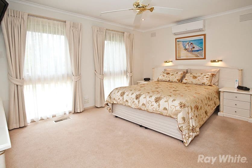 11 Cavill Court, Vermont South VIC 3133, Vermont South - Thumbnail 5