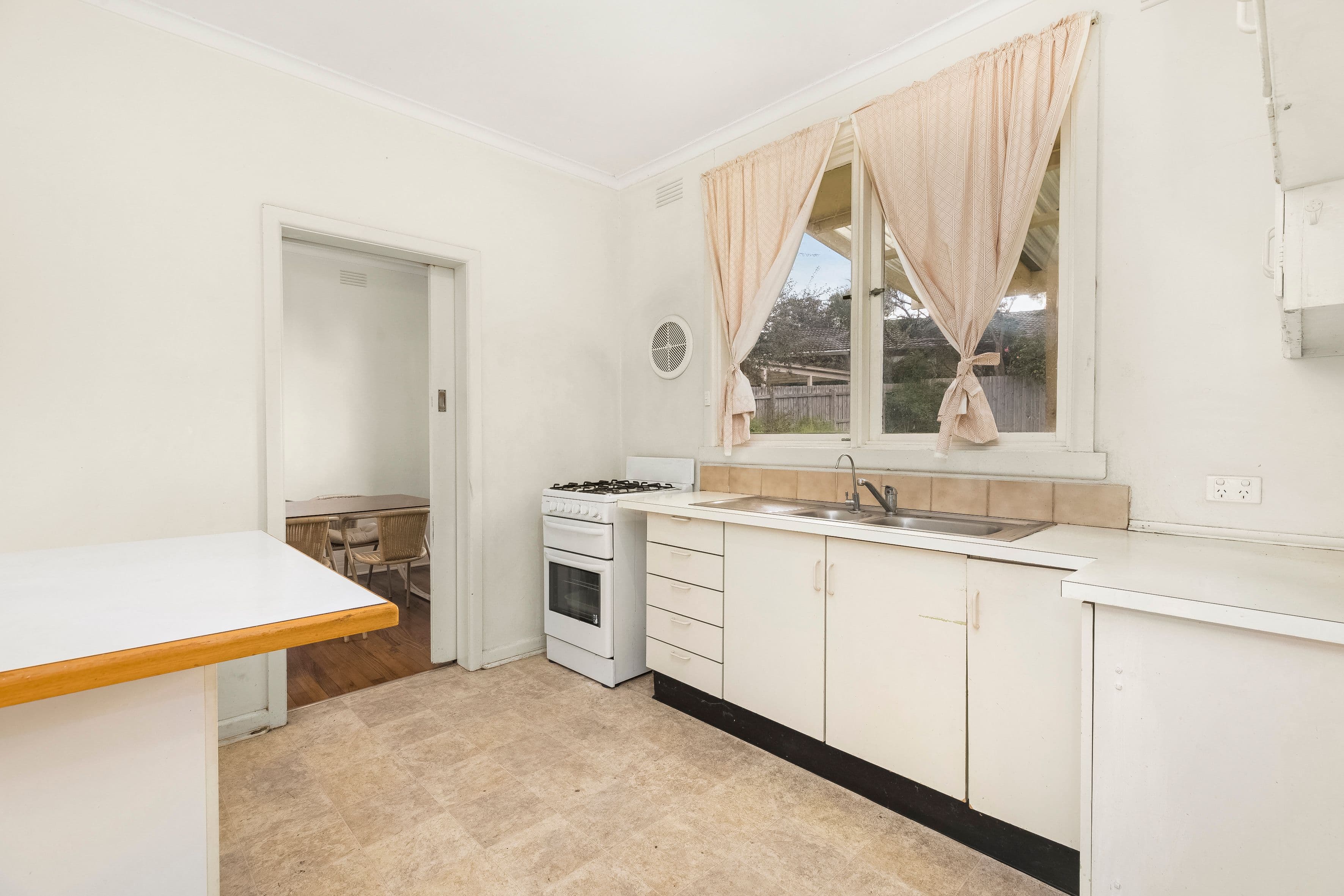 29 Damon Road, Mount Waverley VIC 3149, Mount Waverley - Thumbnail 6