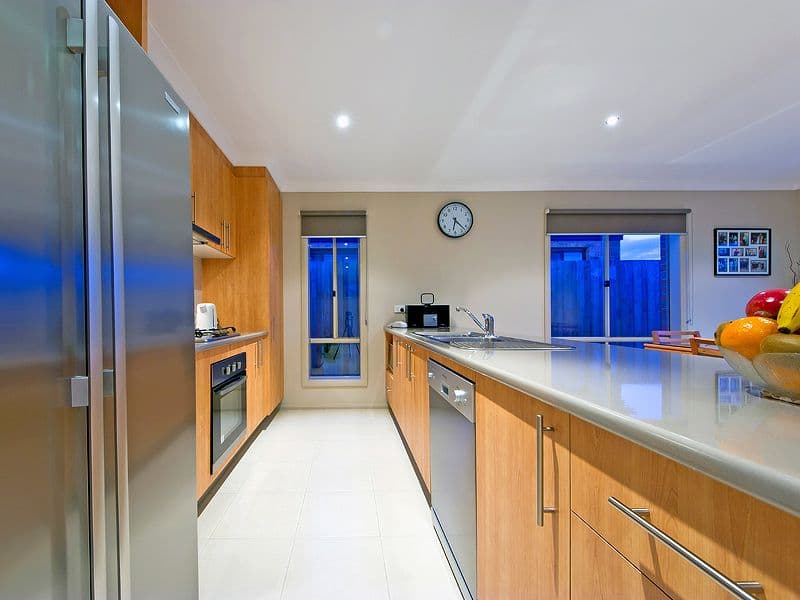 44 Bronson Circuit, HOPPERS CROSSING VIC 3029, Hoppers Crossing - Thumbnail 4