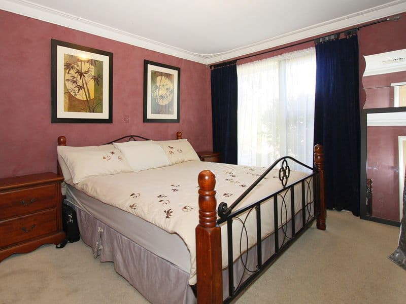 22  Waratah Drive, CAMILLO WA 6111, Camillo - Thumbnail 6