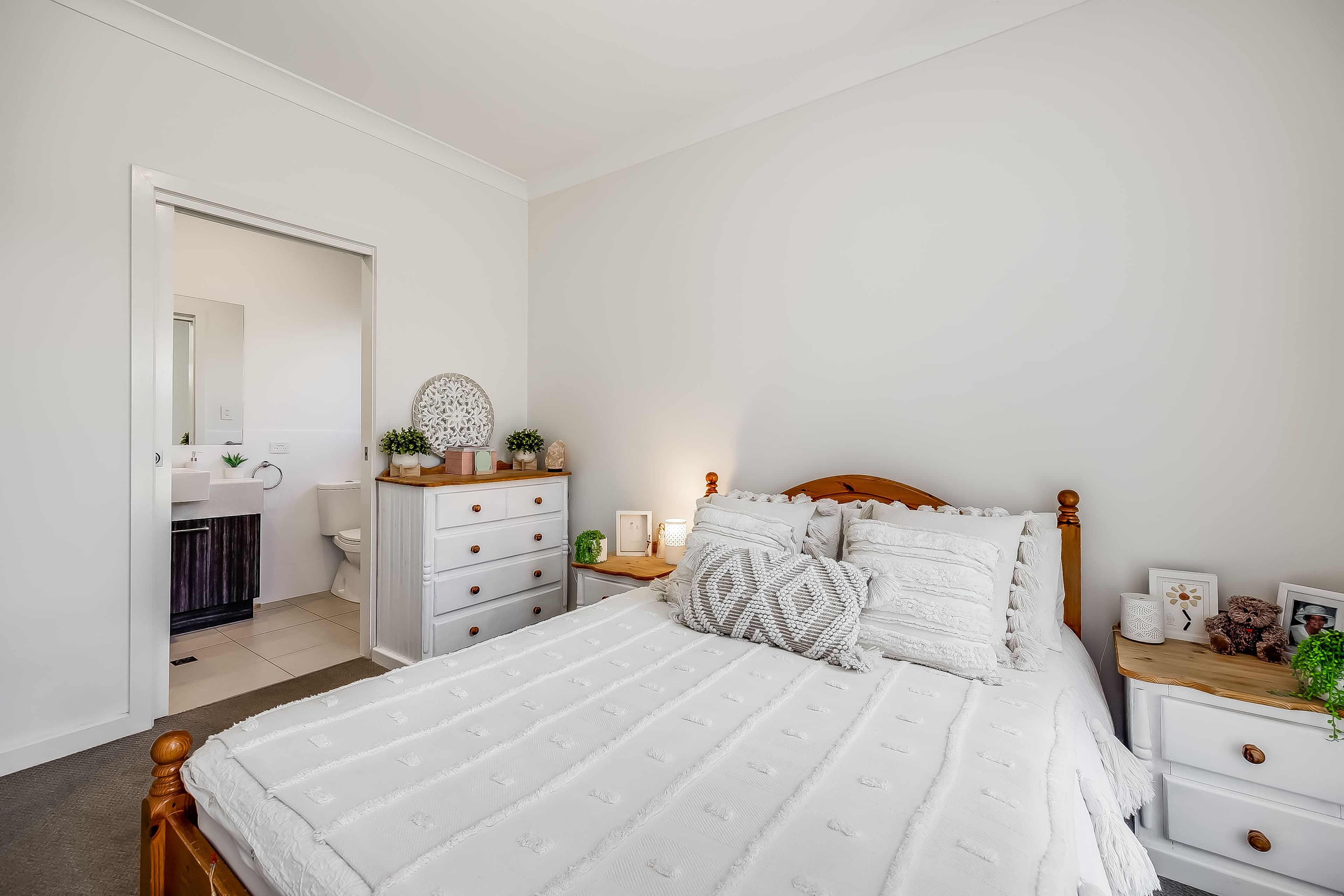 8 Vineview Walk, Park Holme SA 5043, Park Holme - Thumbnail 6