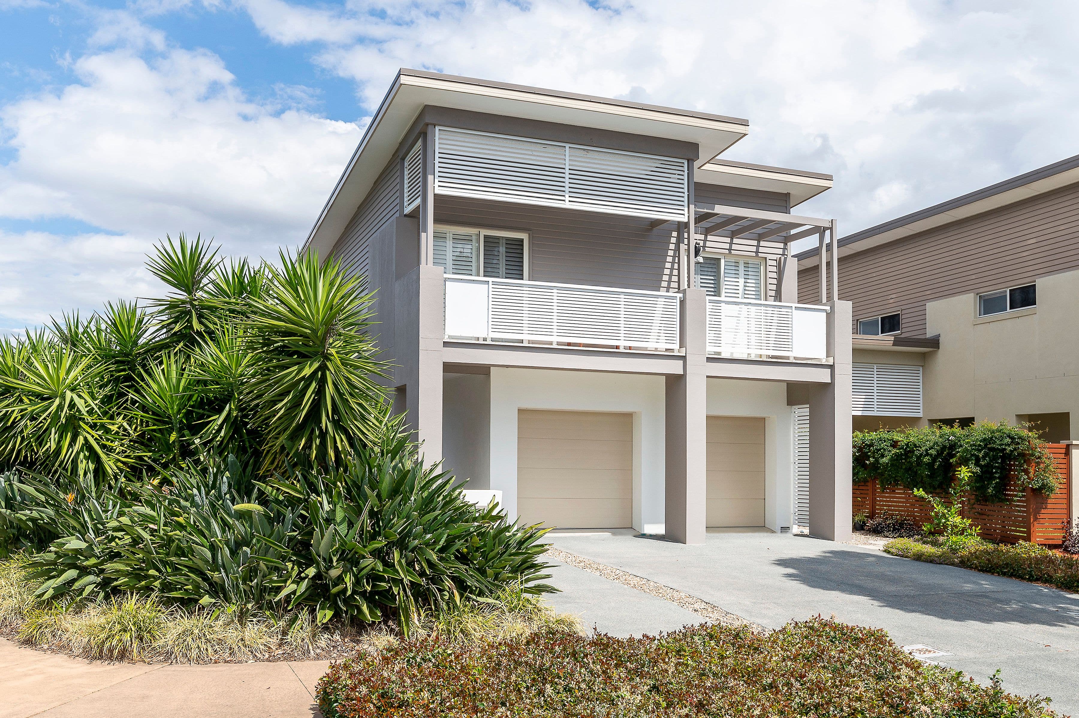 14 Cova Boulevard, Hope Island QLD 4212, Hope Island - Thumbnail 2