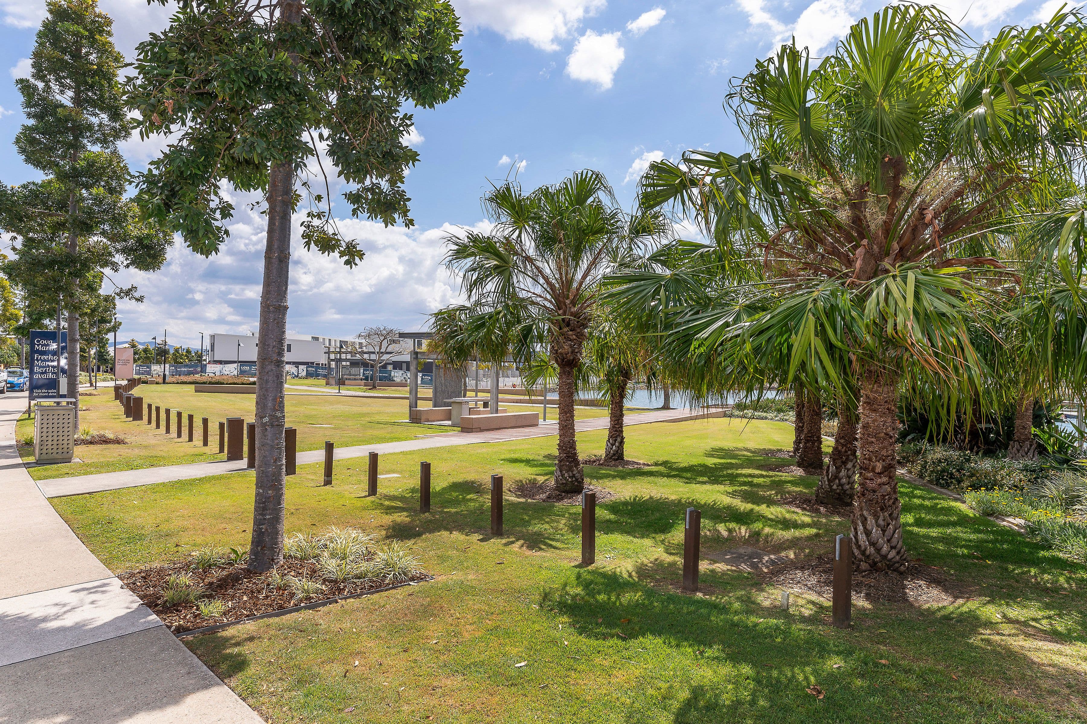 14 Cova Boulevard, Hope Island QLD 4212, Hope Island - Thumbnail 3