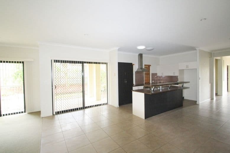26 Bellerive Avenue, PEREGIAN SPRINGS QLD 4573, Peregian Springs - Thumbnail 3