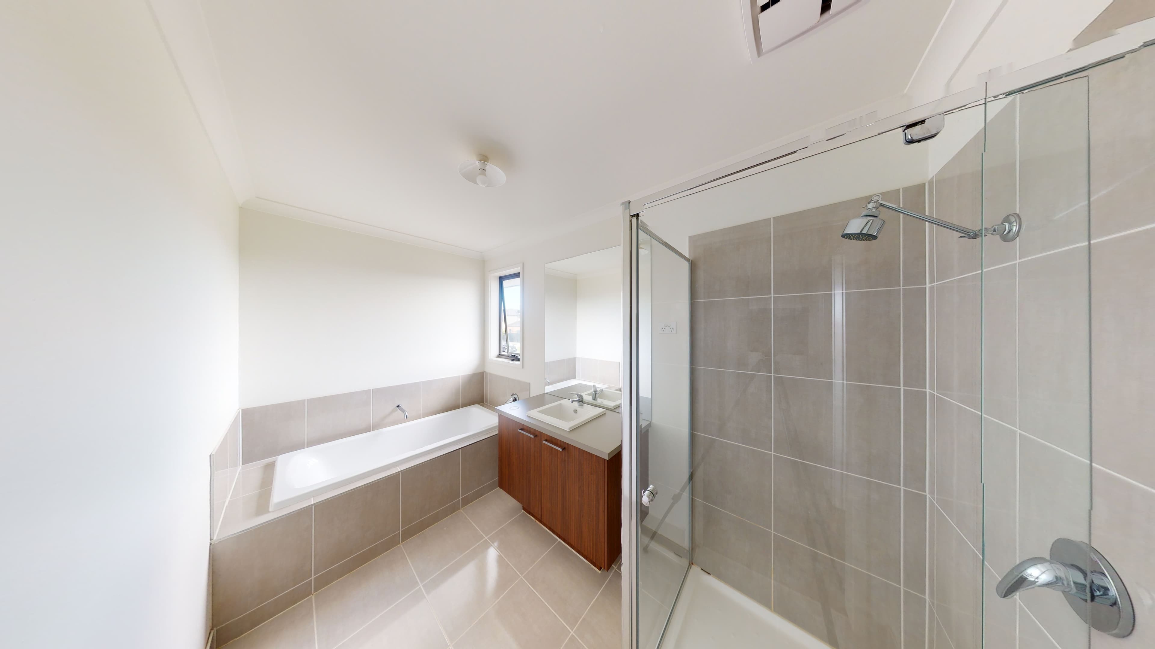 2 Carisbrooke Way, Clyde North VIC 3978, Clyde North - Thumbnail 5