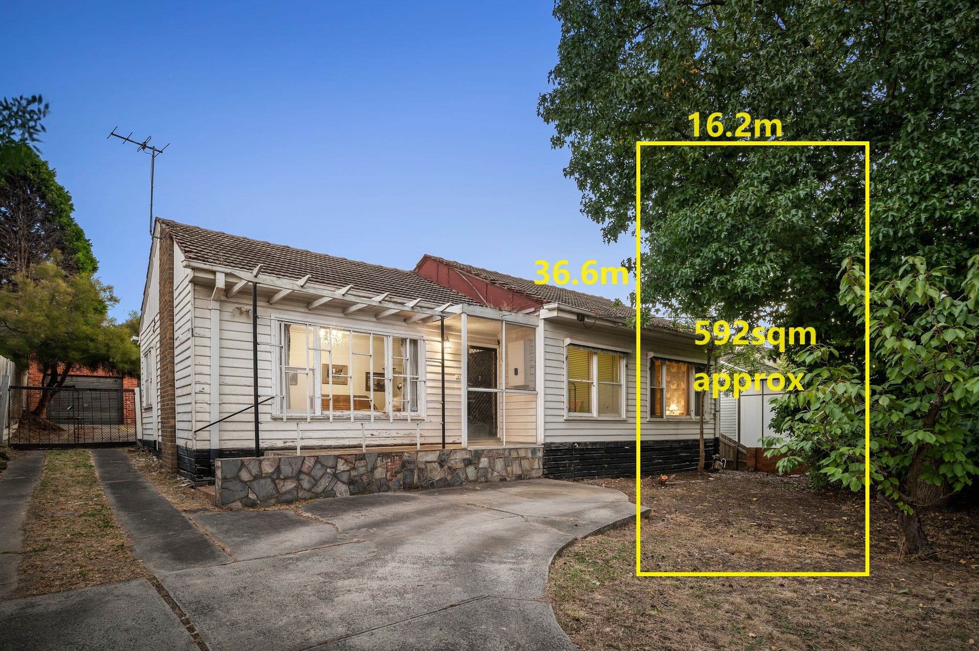 9 Winton Street, Burwood VIC 3125, Burwood - Image 1