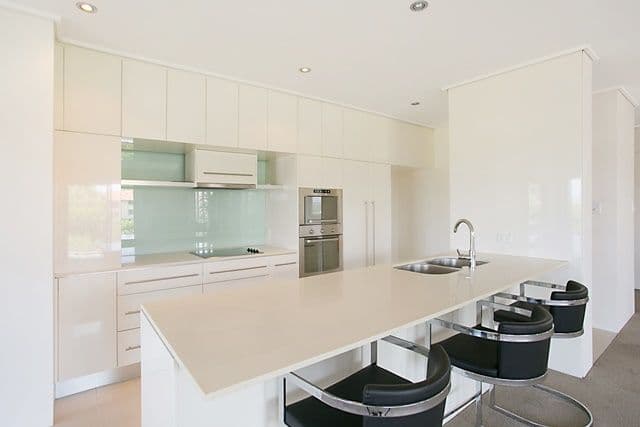 1 Toombul Avenue, MIAMI QLD 4220, Miami - Thumbnail 4