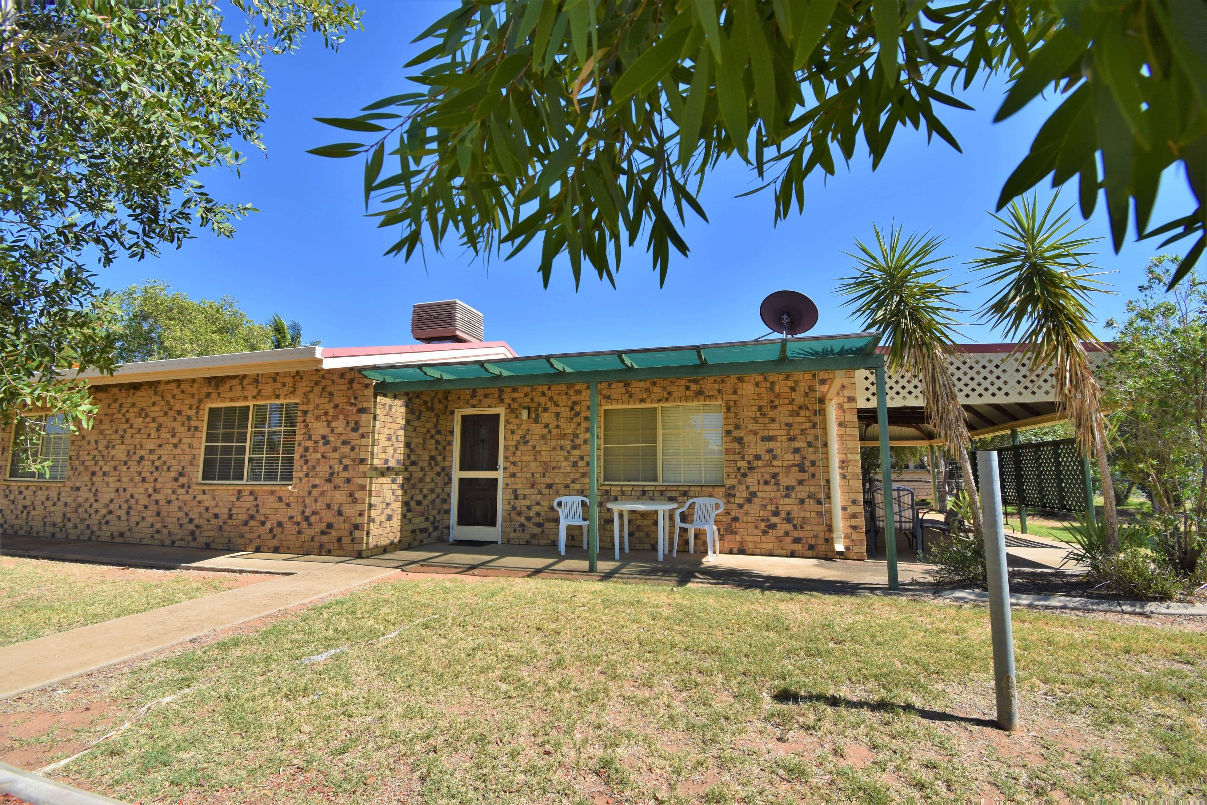 38 Acacia Street, Barcaldine QLD 4725, Barcaldine - Image 1