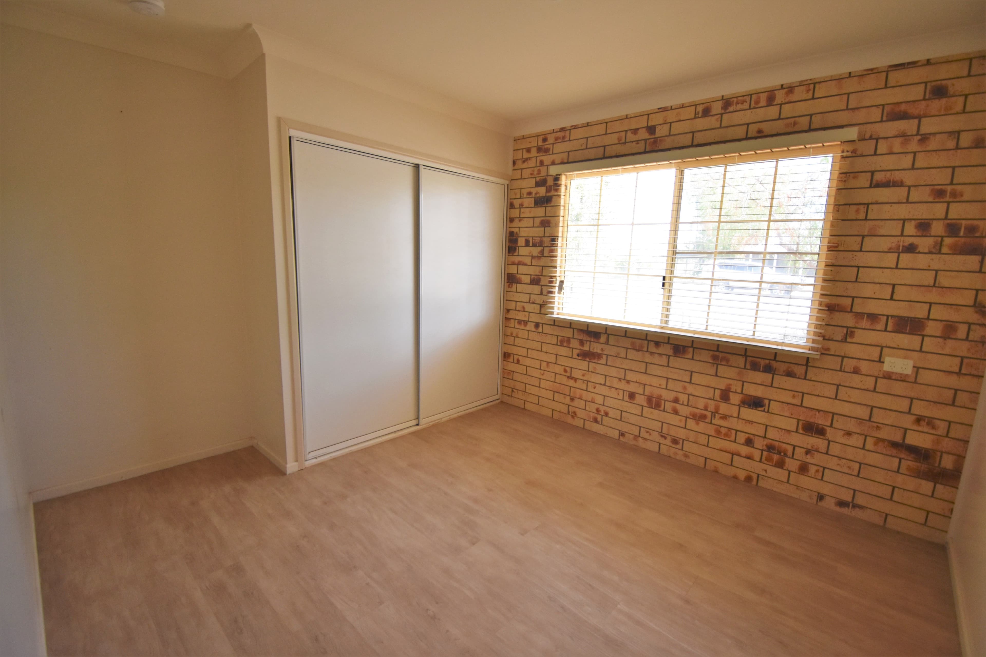 38 Acacia Street, Barcaldine QLD 4725, Barcaldine - Thumbnail 8