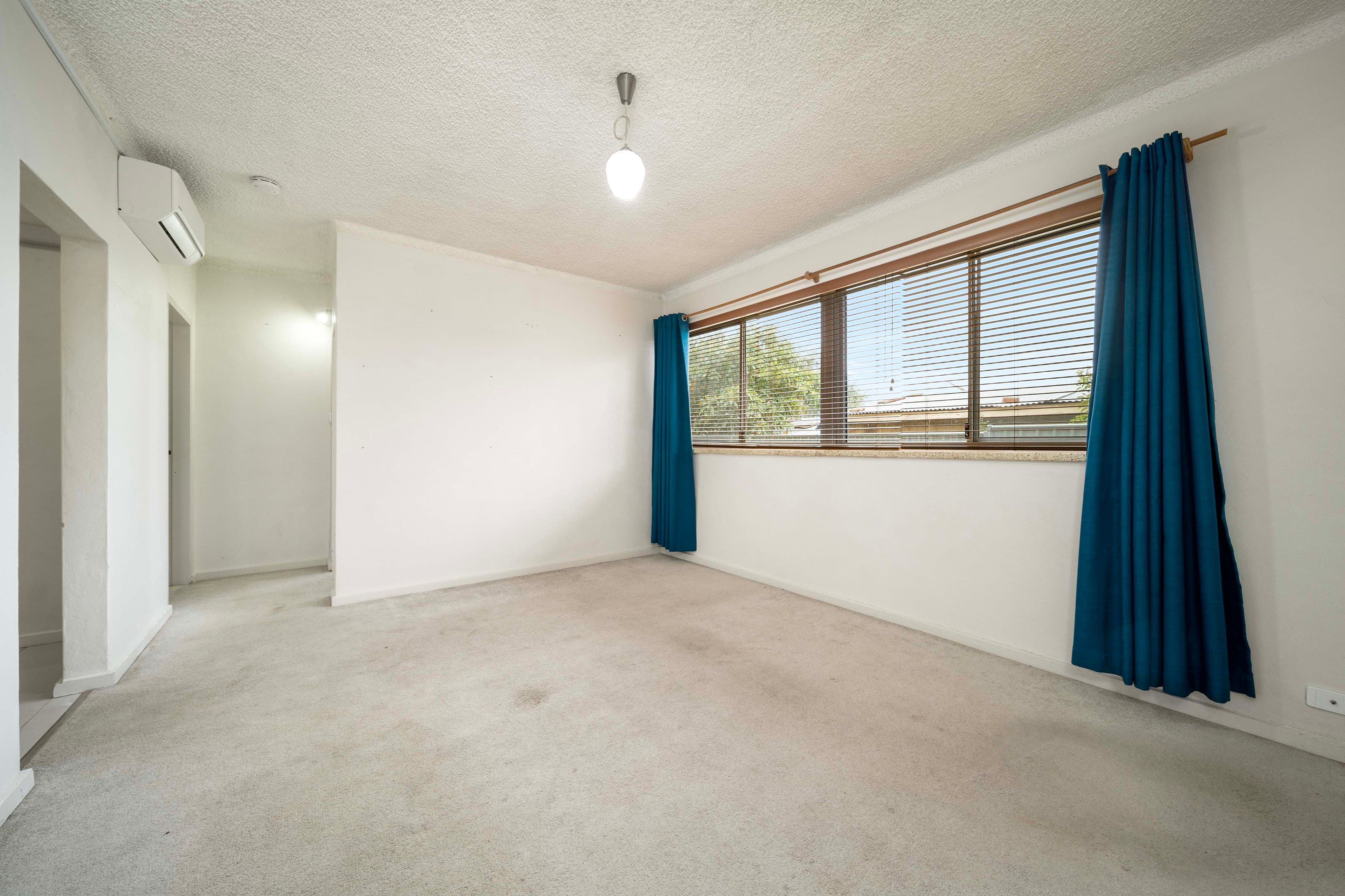 53 Morton Street, Queanbeyan NSW 2620, Queanbeyan - Thumbnail 3