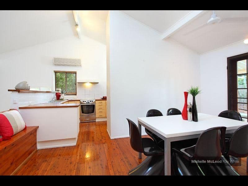 1 Kim Street, CHAPEL HILL QLD 4069, Chapel Hill - Thumbnail 8