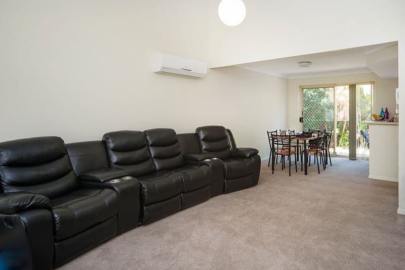 8 Doyalson Place, HELENSVALE QLD 4212, Helensvale - Thumbnail 4
