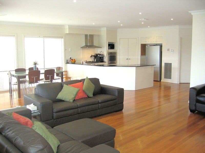 14 Crystal Court, WERRIBEE VIC 3030, Werribee - Thumbnail 3