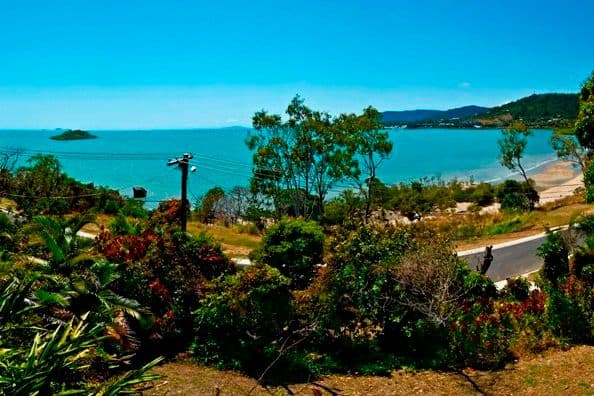 14 Coral Esplanade, CANNONVALE QLD 4802, Cannonvale - Image 1