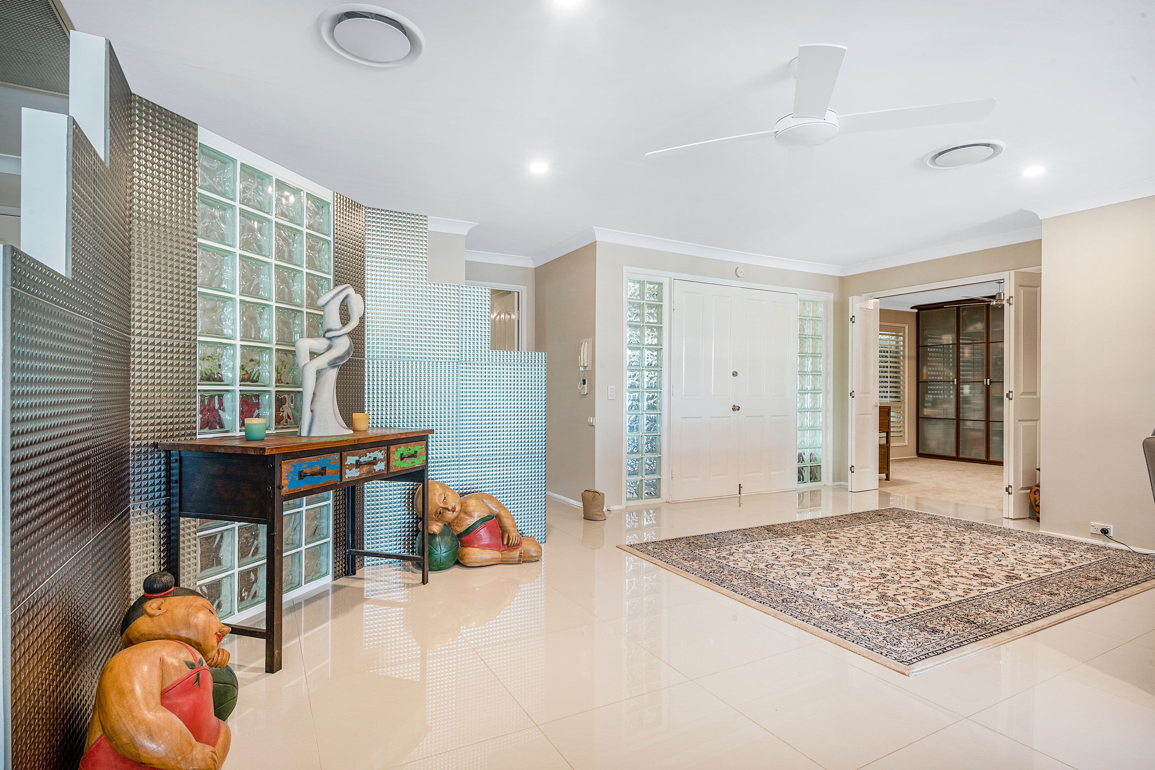 21 Gregory Drive, Carrara QLD 4211, Carrara - Thumbnail 3