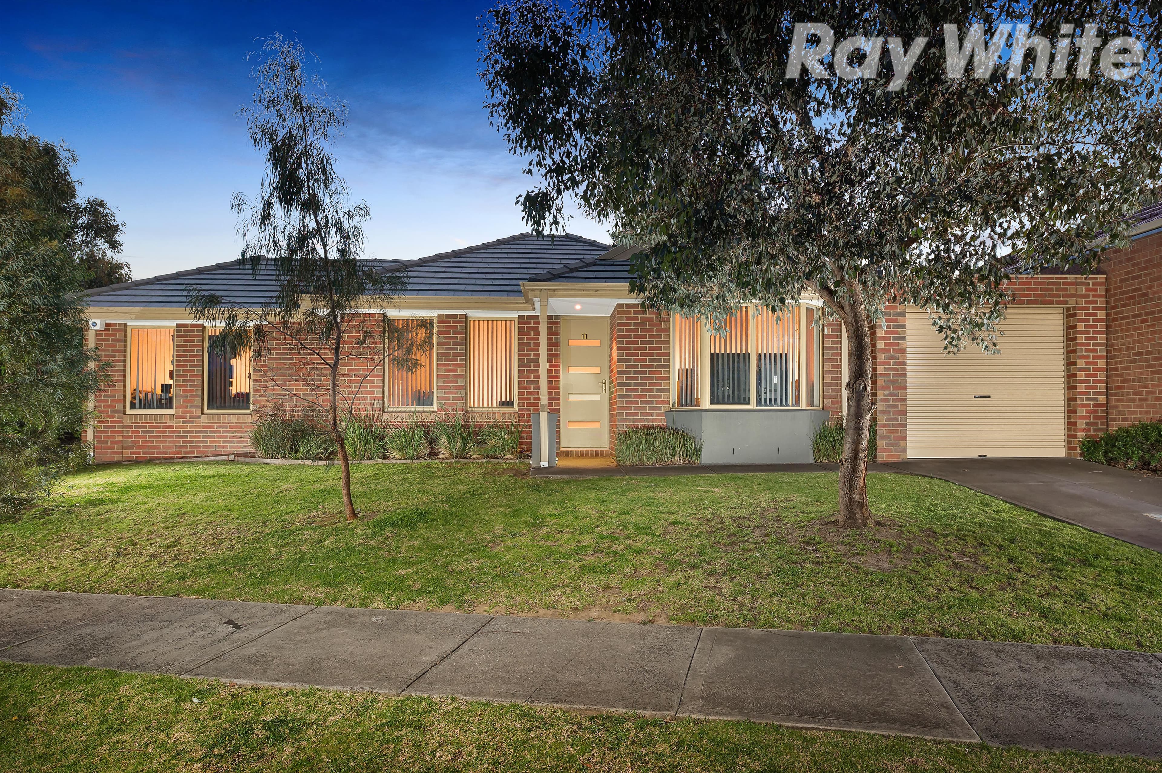 11 Bent Street, Bundoora VIC 3083, Bundoora - Image 1