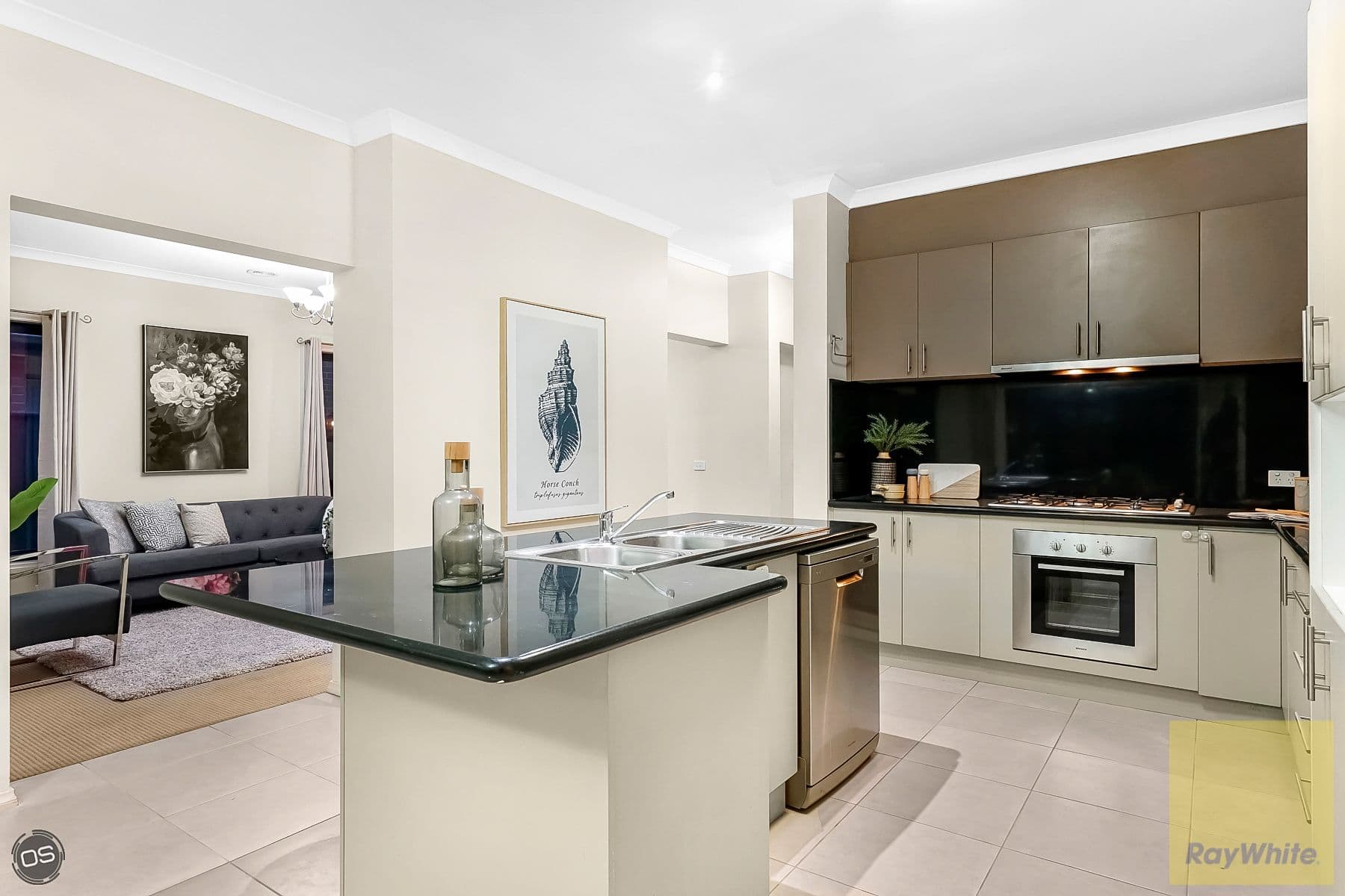 33 Cassan Way, Caroline Springs VIC 3023, Caroline Springs - Thumbnail 7