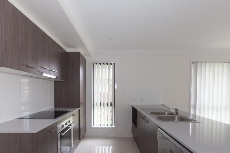 27A & 27B Lacewing Street, Rosewood QLD 4340, Rosewood - Thumbnail 4