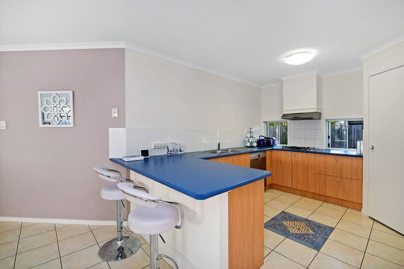 29 Grampion Circuit, NORTH LAKES QLD 4509, North Lakes - Thumbnail 2