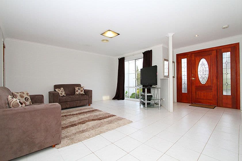 82 Summerhill Road, RESERVOIR VIC 3073, Reservoir - Thumbnail 3