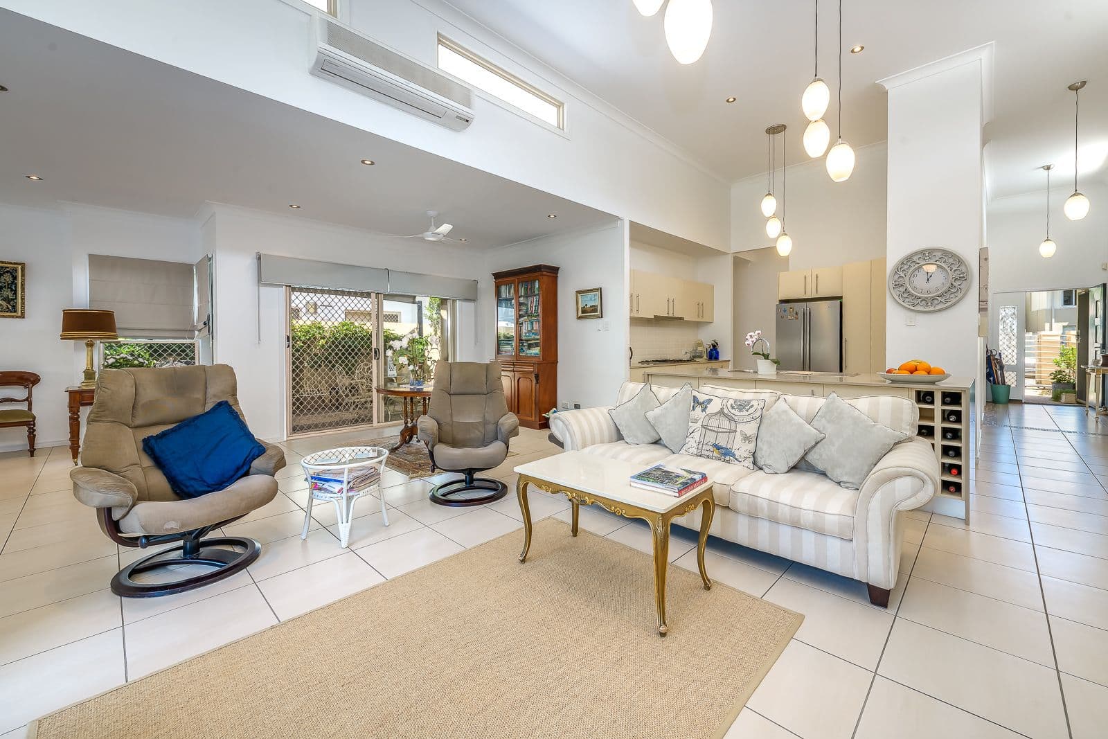 75 East Quay Drive, Biggera Waters QLD 4216, Biggera Waters - Thumbnail 6