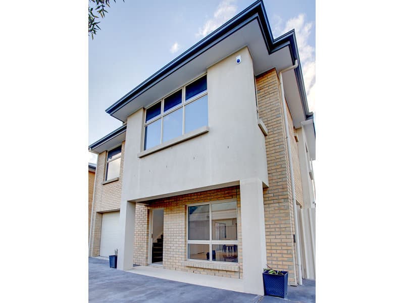 1/73 Brighton Road, Glenelg - Image 1